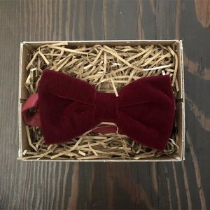 Mrs Bowtie Deep Red Velvet Bow Tie & Pocket Square